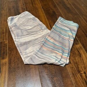 Prana leggings, size S, capri below
Knee